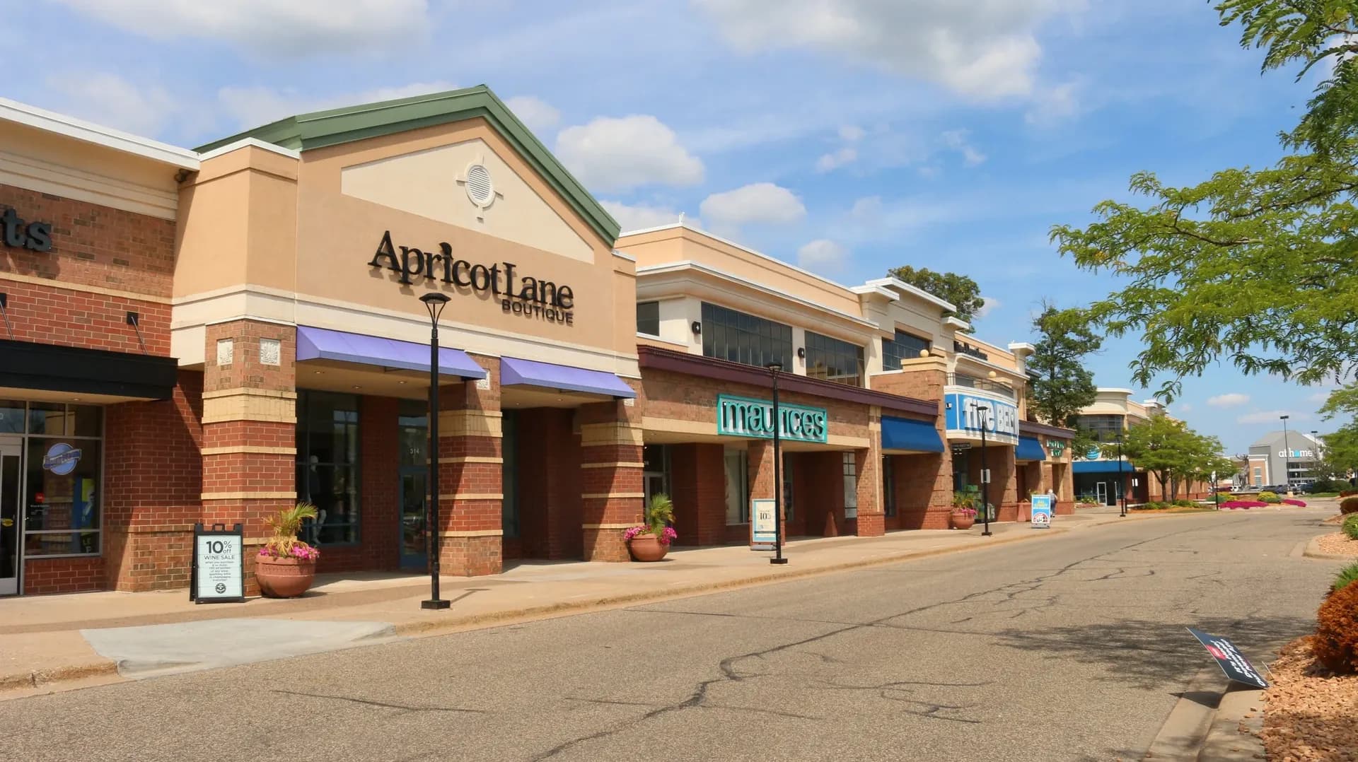 Blaine MN Shopping Center