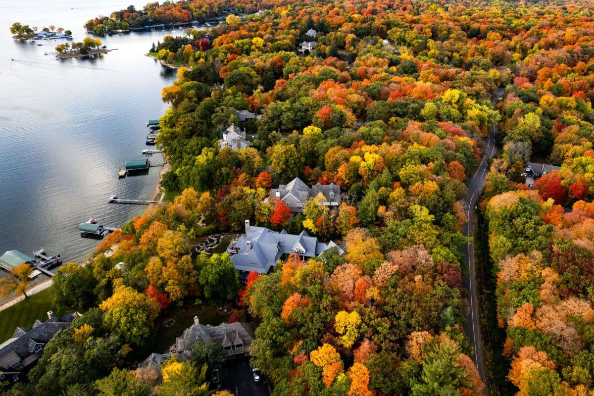 Deephaven MN Shoreline