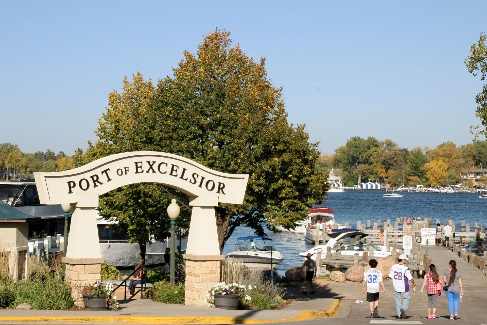 Picture of Port of Excelsior sign in downtown Excelsior, MN