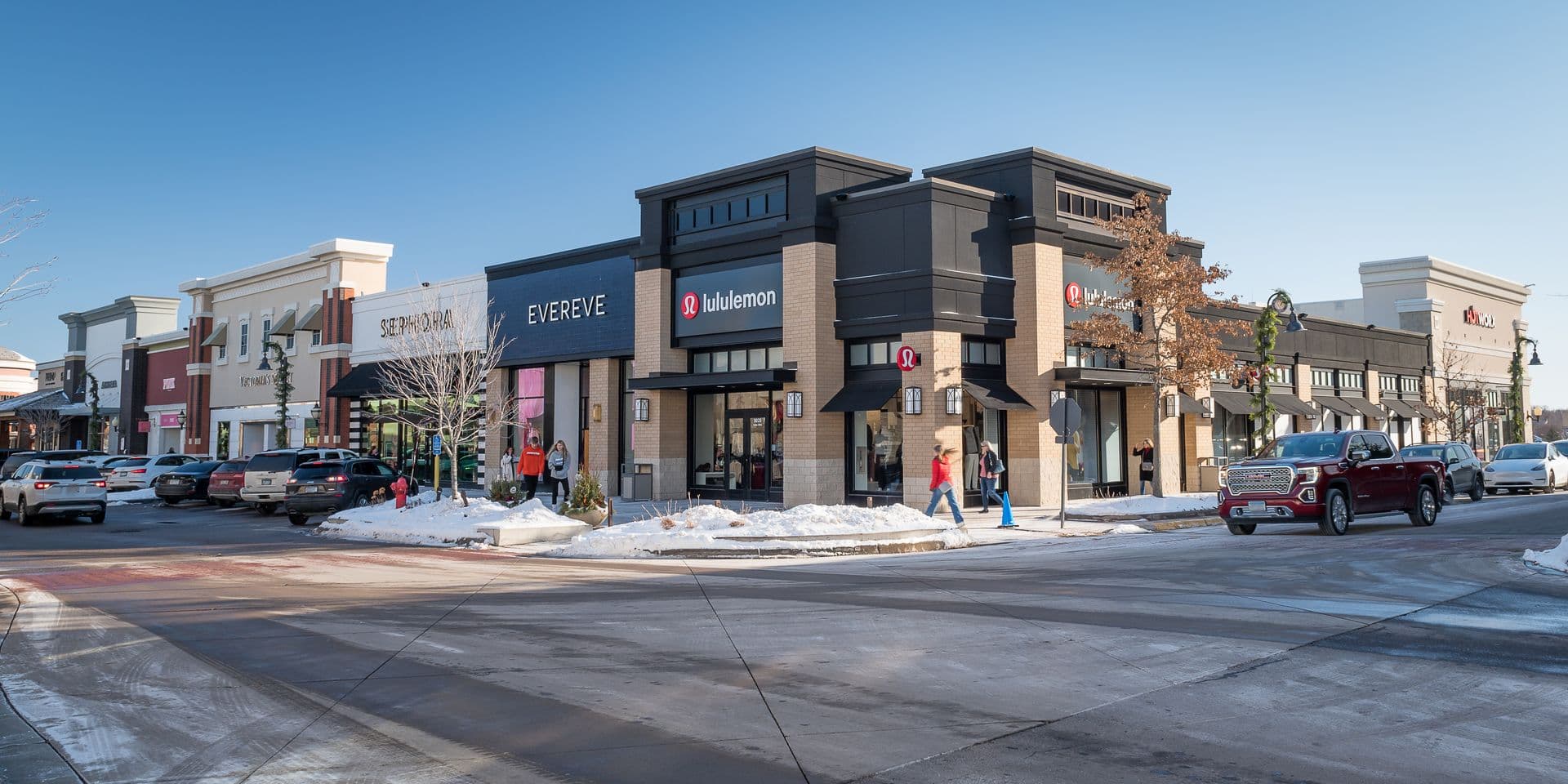 Woodbury Minnesota Shopping Center